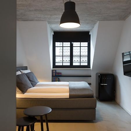 Square Rooms 8 Dusseldorf Ngoại thất bức ảnh