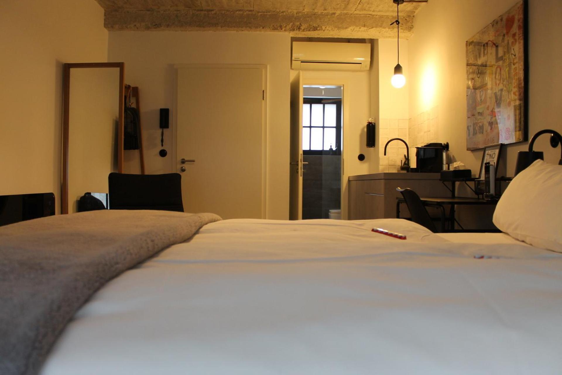 Square Rooms 8 Dusseldorf Ngoại thất bức ảnh
