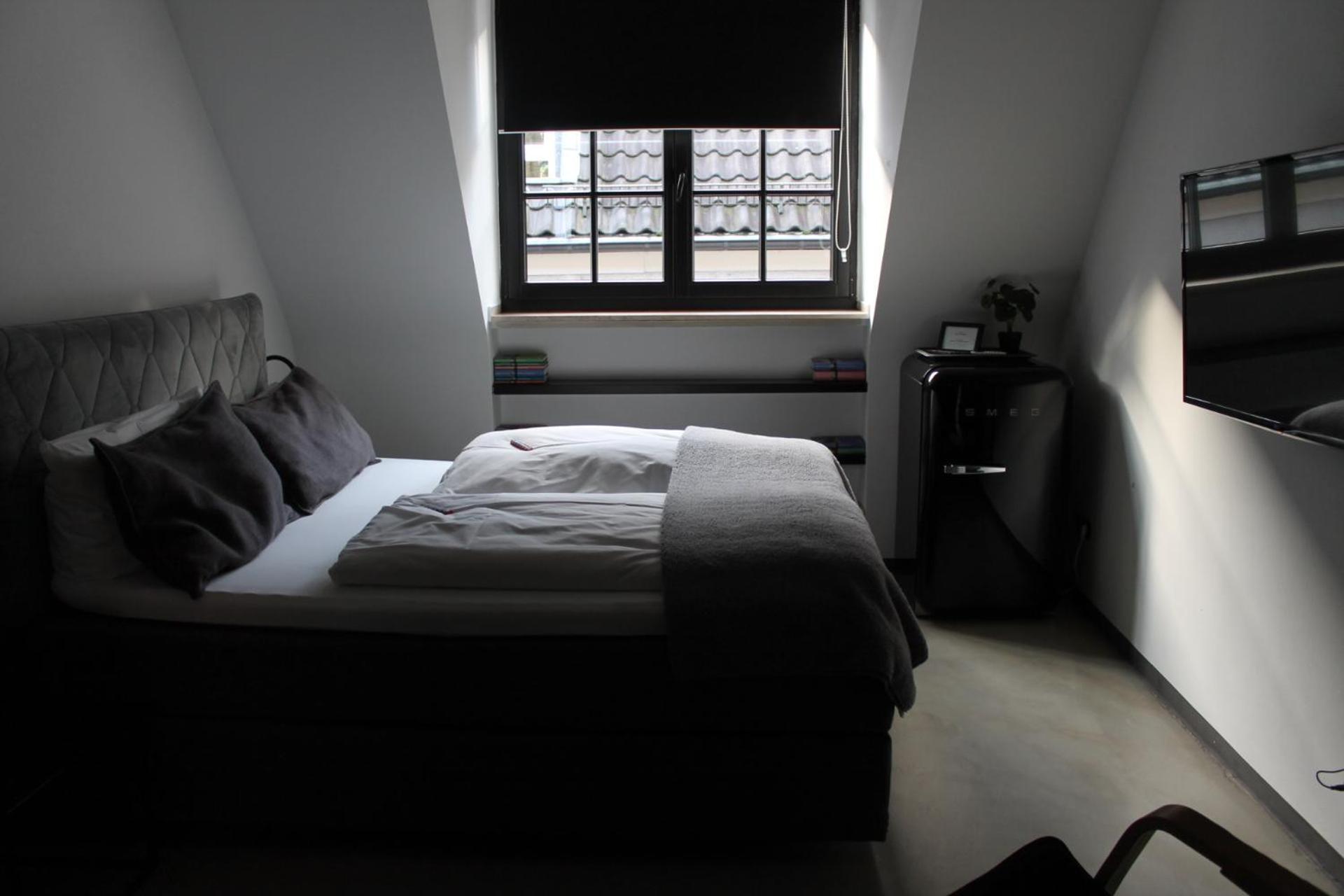 Square Rooms 8 Dusseldorf Ngoại thất bức ảnh