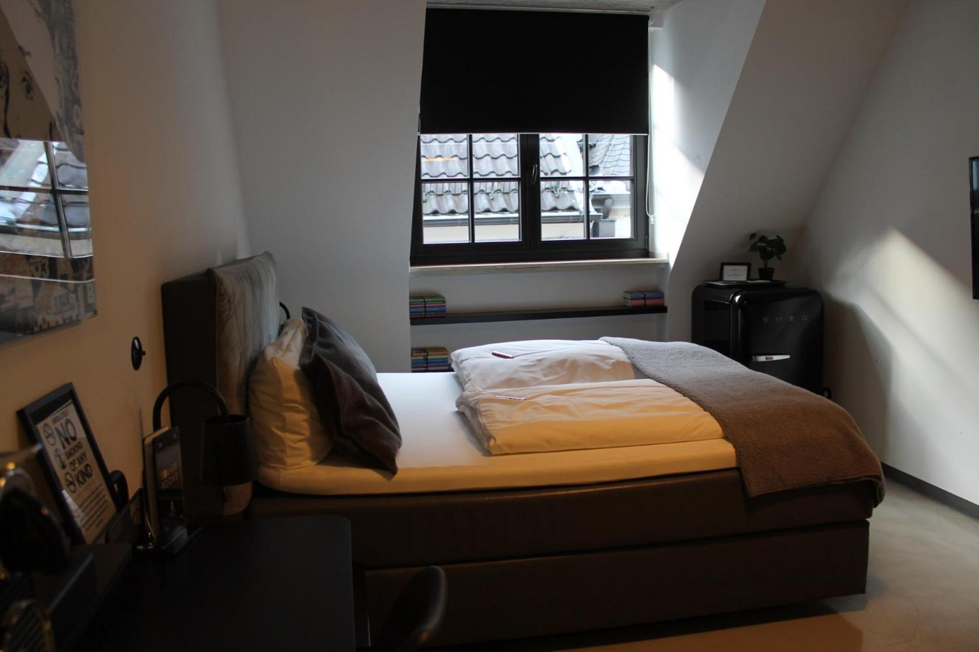 Square Rooms 8 Dusseldorf Ngoại thất bức ảnh