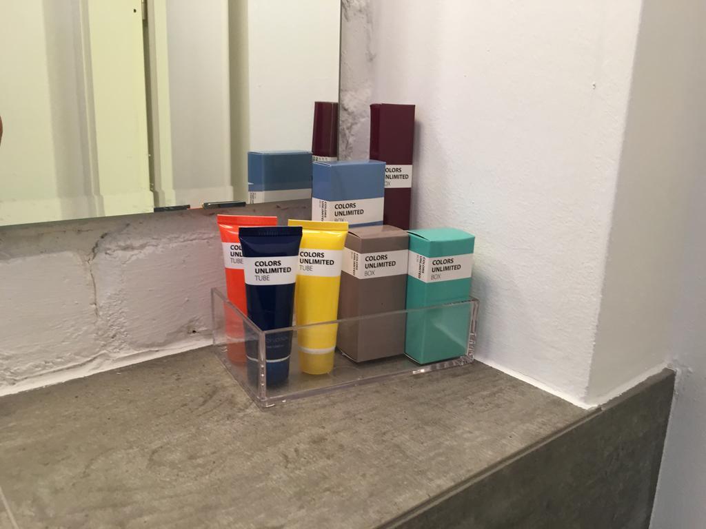 Square Rooms 8 Dusseldorf Phòng bức ảnh