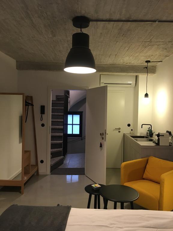 Square Rooms 8 Dusseldorf Ngoại thất bức ảnh