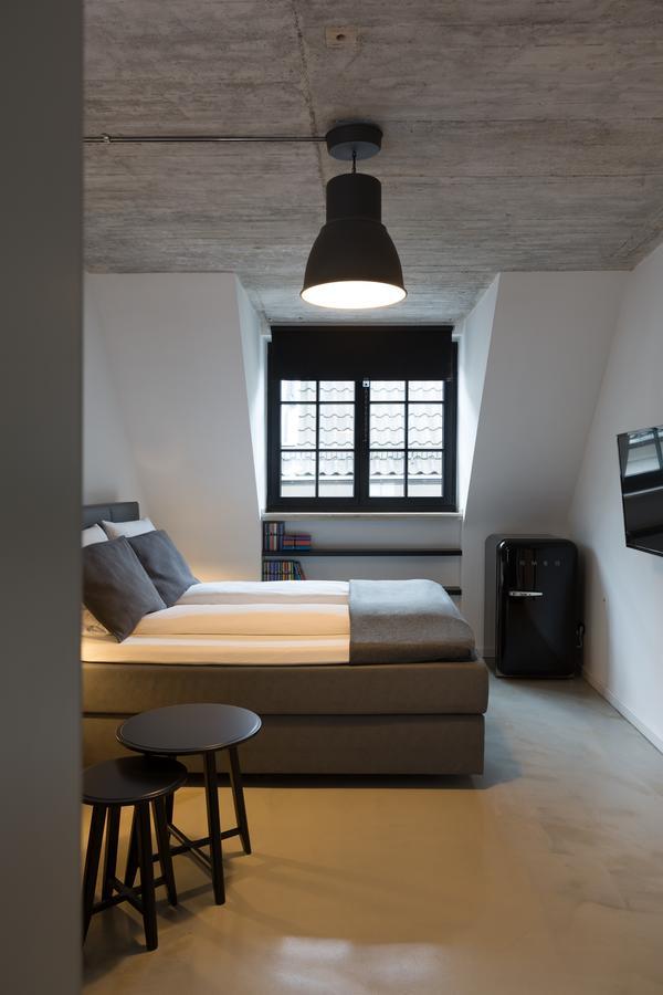 Square Rooms 8 Dusseldorf Ngoại thất bức ảnh